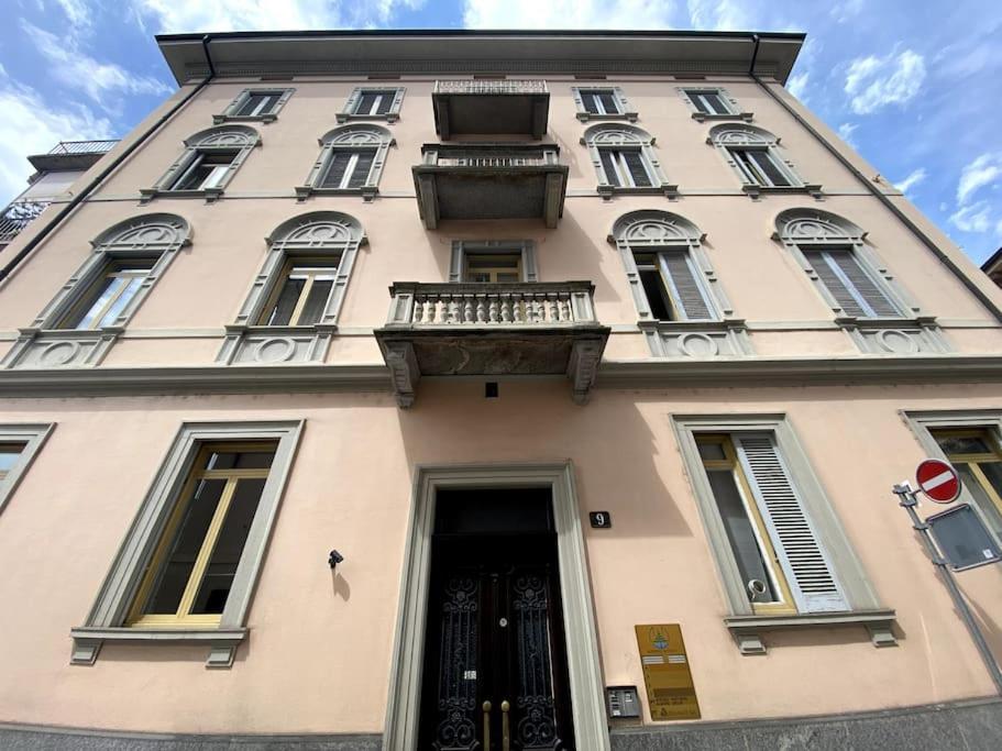 Cozy Apartment By The The Lake Of Lugano Eksteriør bilde